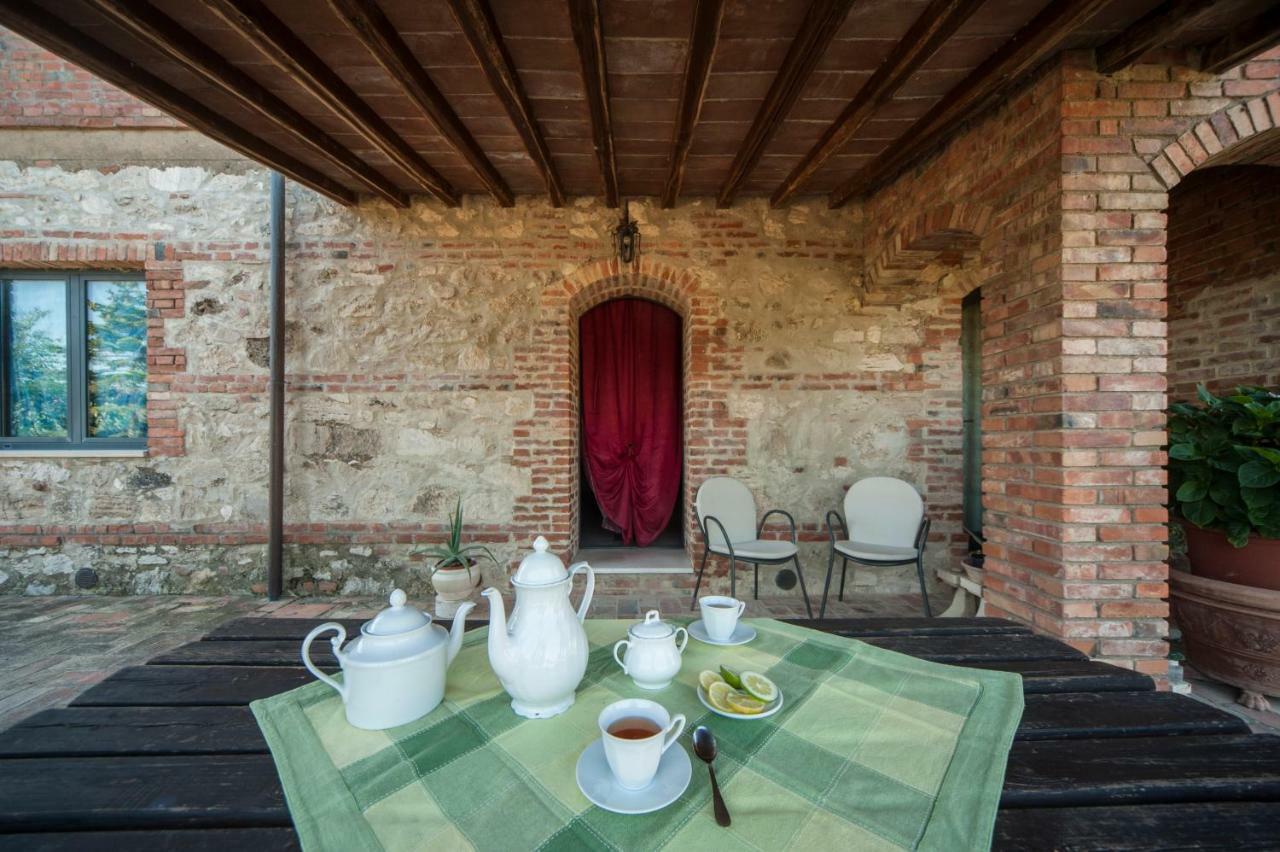Agriturismo Podernuovo Asciano Exterior foto